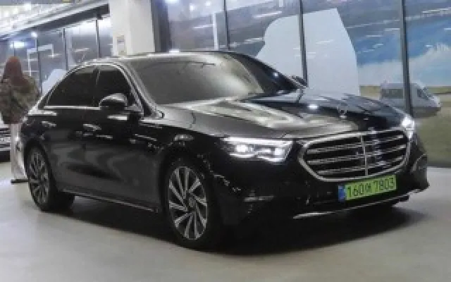 인천신용불량자중고차전액할부 E-클래스 W214 E300 4MATIC 매물 사진 13 - 2025/12 11,601km