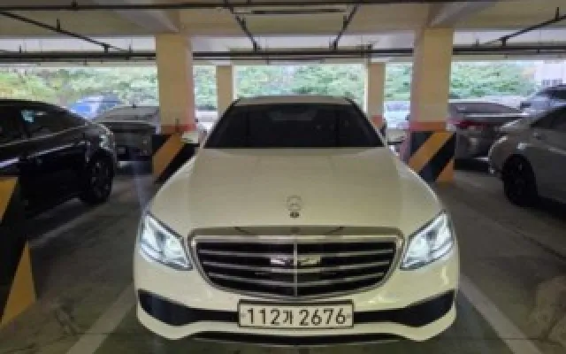 인천신용불량자중고차전액할부 E-클래스 W213 E300e 익스클루시브 매물 사진 10 - 2020/07 46,764km
