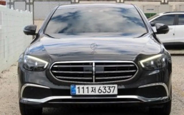 인천신용불량자중고차전액할부 E-클래스 W213 E220d 4MATIC 익스클루시브 매물 사진 20 - 2022/01 85,180km