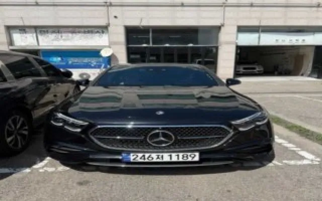 인천신용불량자중고차전액할부 E-클래스 W214 E300 4MATIC 매물 사진 1 - 2025/03 8,976km