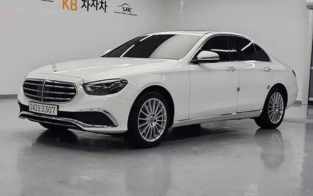 인천신용불량자중고차전액할부 E-클래스 W213 E220d 4MATIC 익스클루시브 매물 사진 3 - 2022/01 137,431km